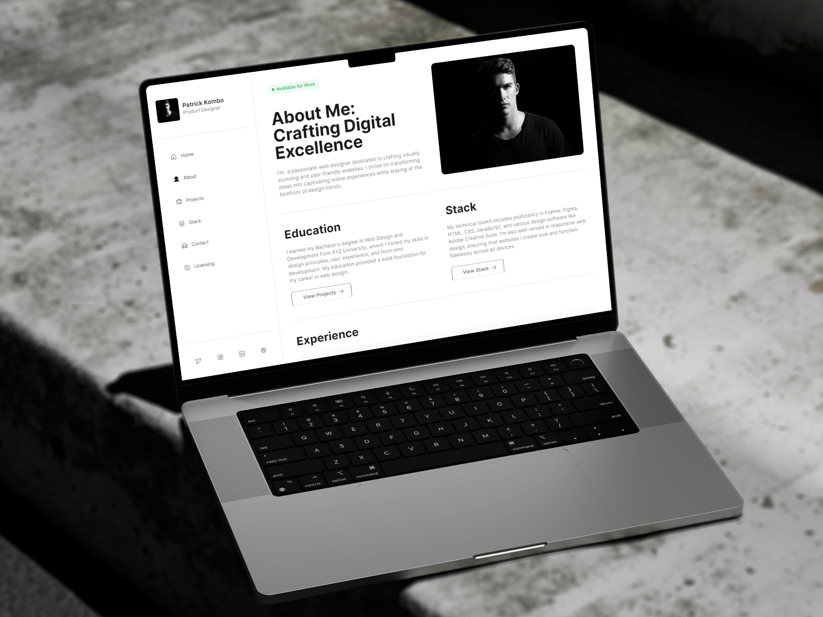 Screenshot of Kombo website