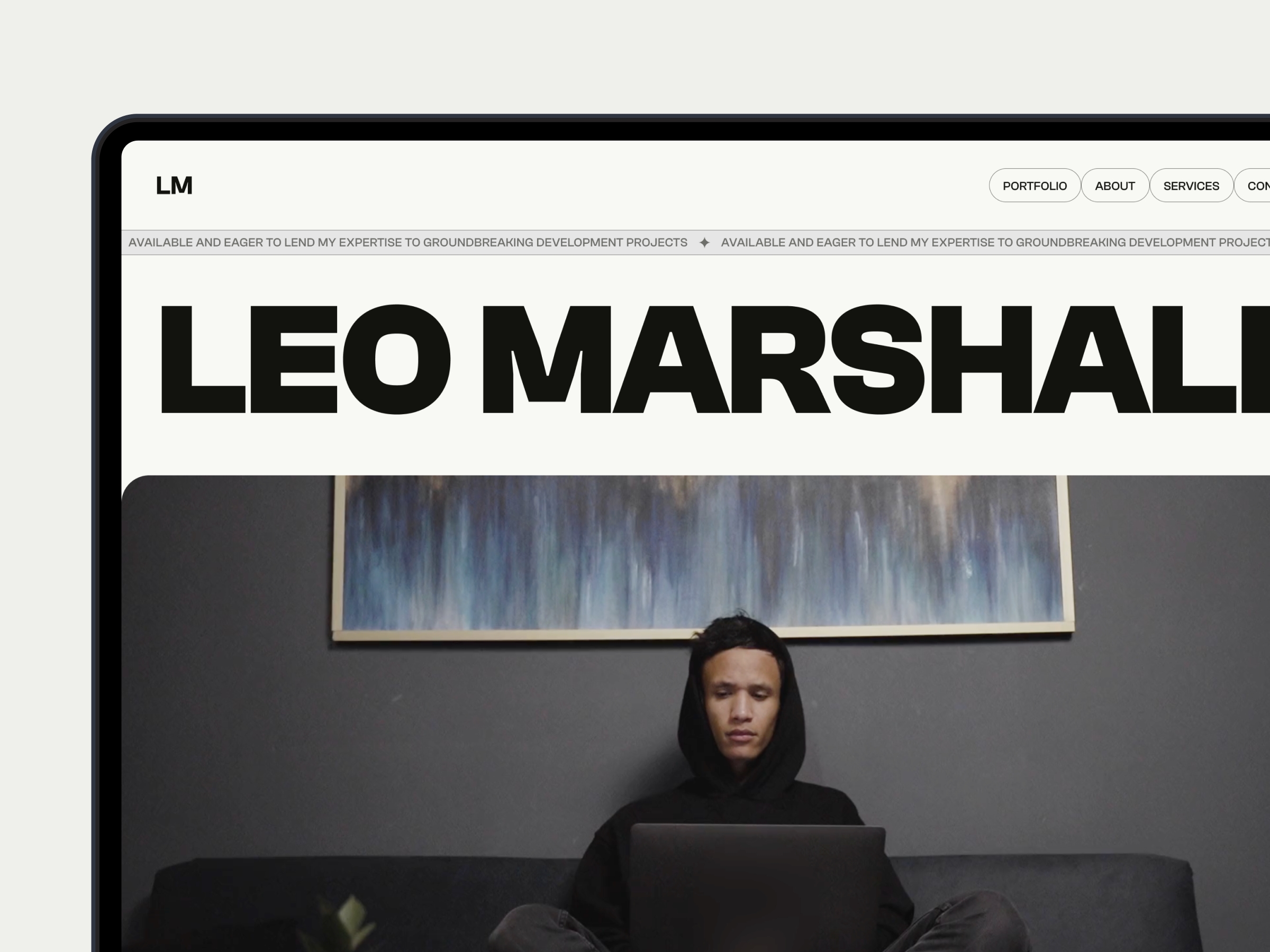 Screenshot of Leomarshall website